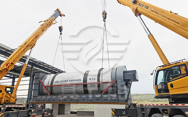 印染污泥干燥設(shè)備吊裝 印染污泥干燥設(shè)備吊裝